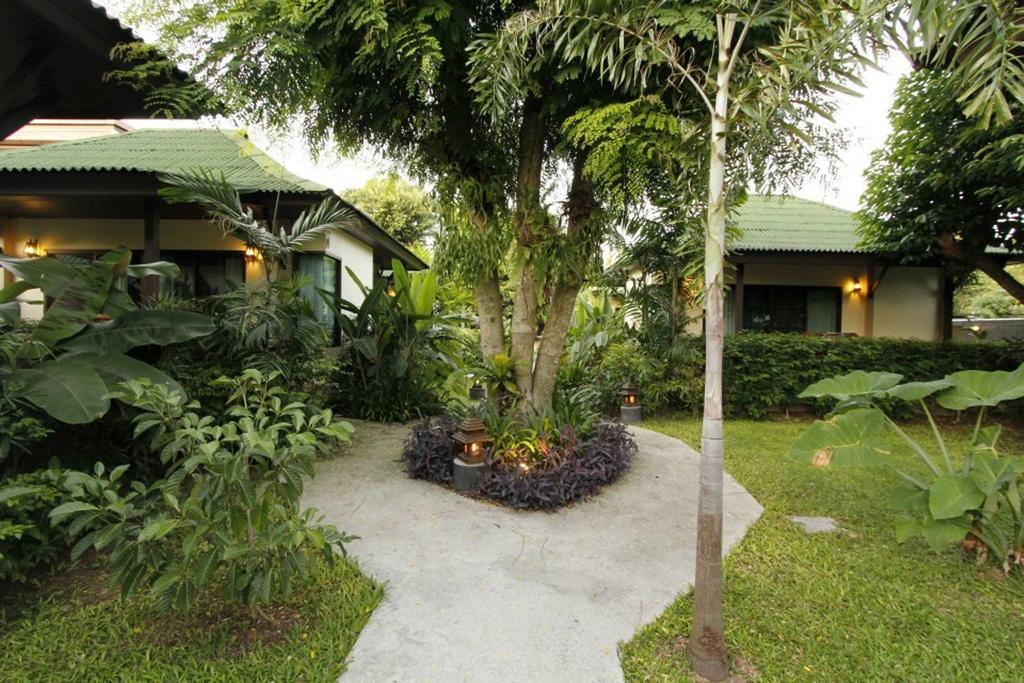 Rawai Boutique Resort Phuket Esterno foto