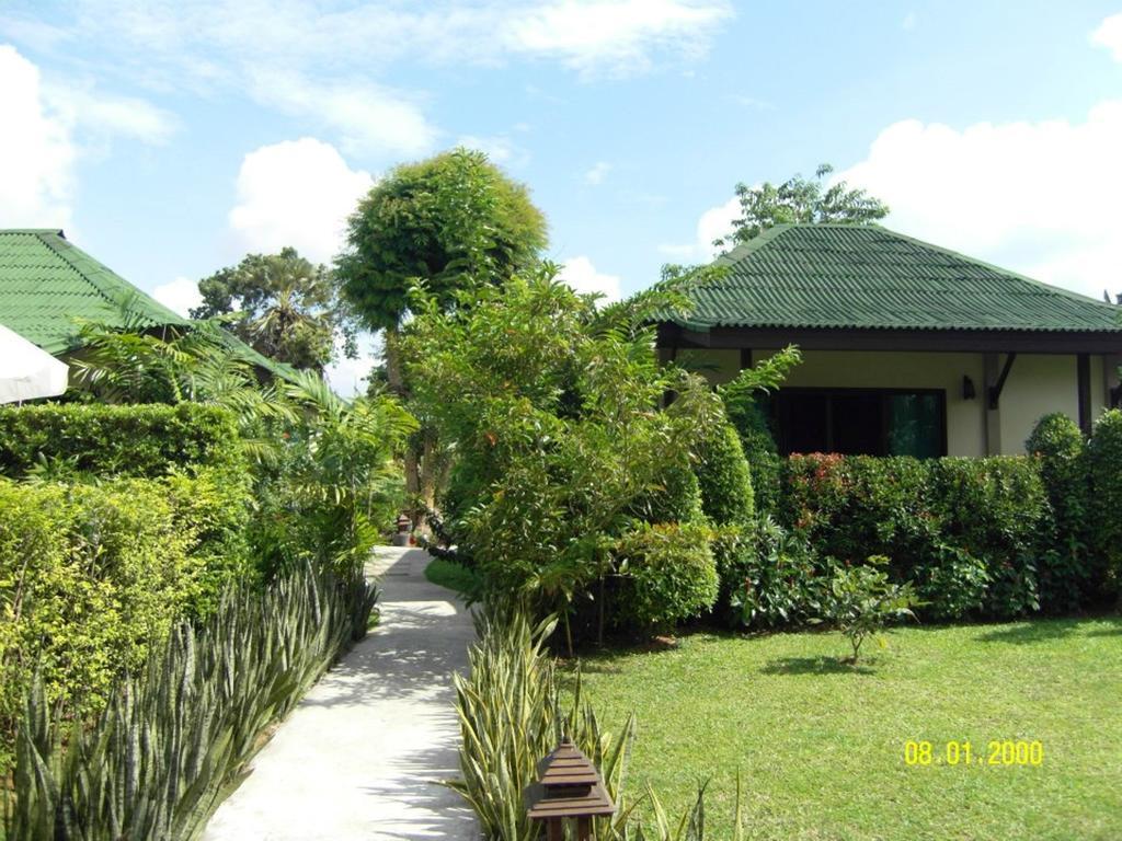 Rawai Boutique Resort Phuket Esterno foto